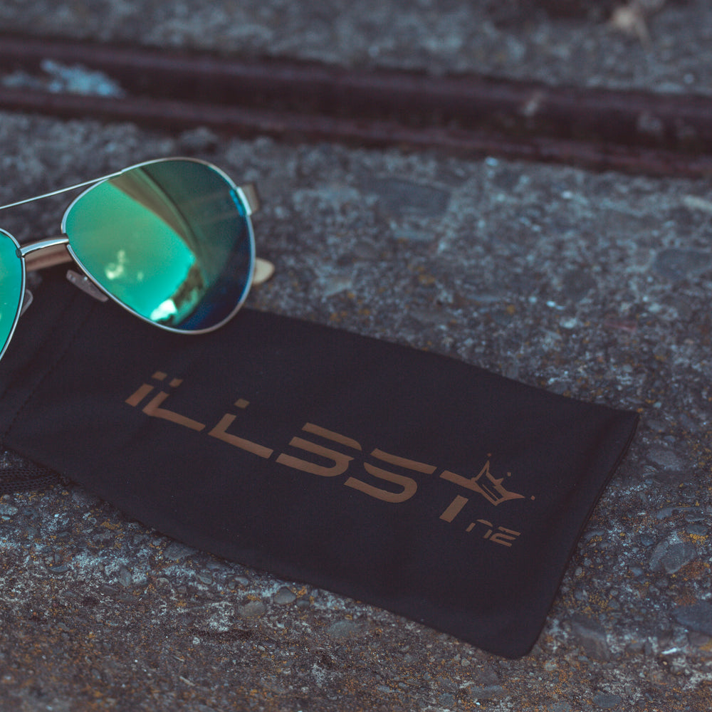 
                  
                    Load image into Gallery viewer, ILL35T PILOT-SPEC SUNGLASSES
                  
                