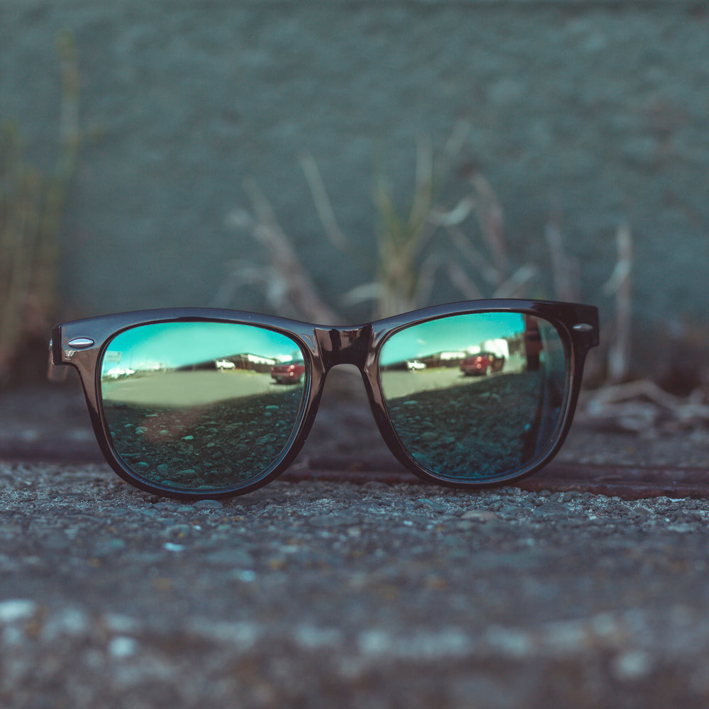 
                  
                    Load image into Gallery viewer, ILL35T HIGH-SPEED SUNGLASSES
                  
                