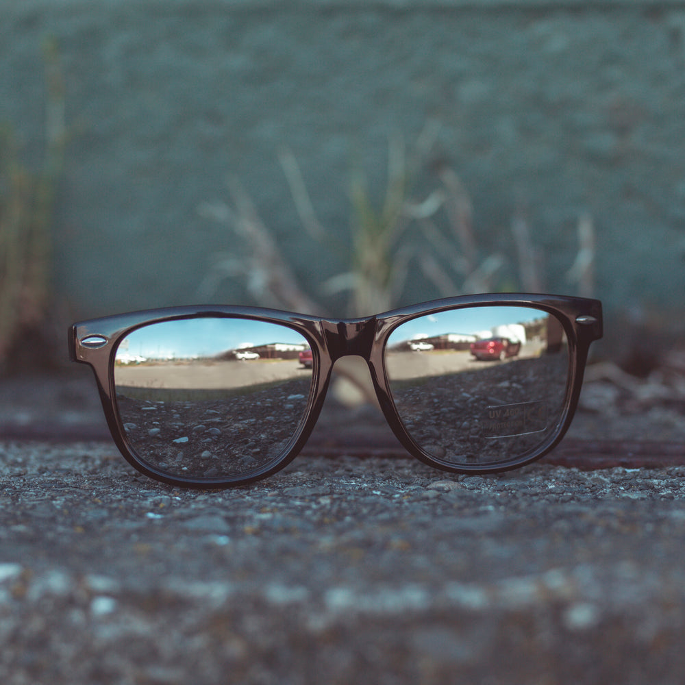 
                  
                    Load image into Gallery viewer, ILL35T HIGH-SPEED SUNGLASSES
                  
                