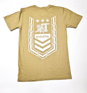 
                  
                    Load image into Gallery viewer, ILL35T BIG CHEVRON CROWN TEE
                  
                