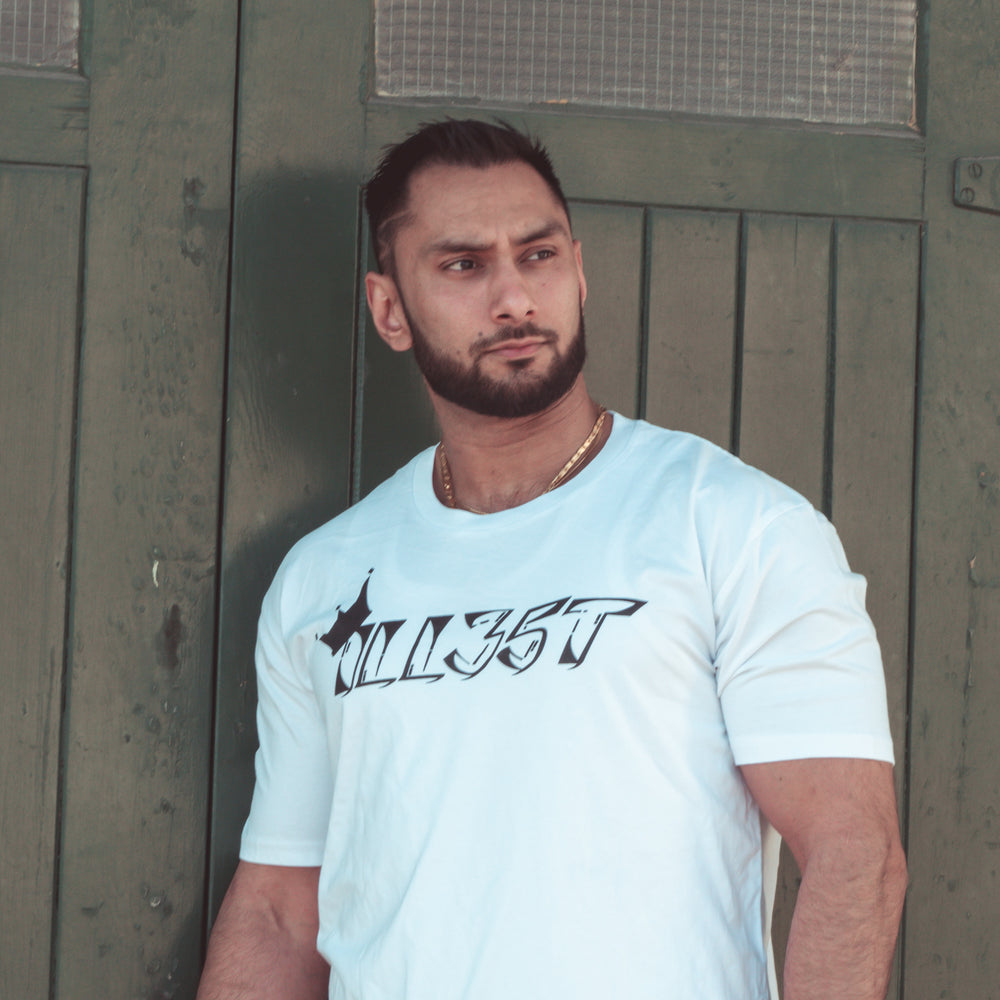 
                  
                    Load image into Gallery viewer, ILL35T BIG CHEVRON CROWN TEE
                  
                
