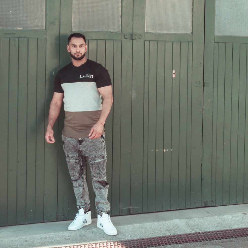 
                  
                    Load image into Gallery viewer, ILL35T TRI-COLOUR TEE
                  
                