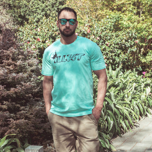 
                  
                    Load image into Gallery viewer, ILL35T BIG CHEVRON CROWN TEE
                  
                