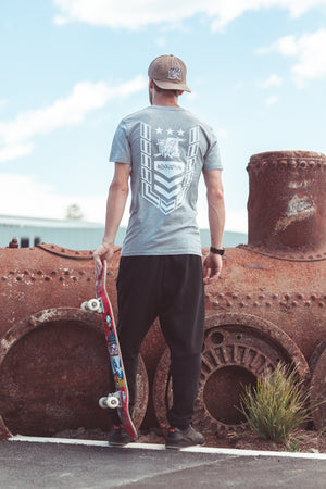 
                  
                    Load image into Gallery viewer, ILL35T BIG CHEVRON CROWN TEE
                  
                