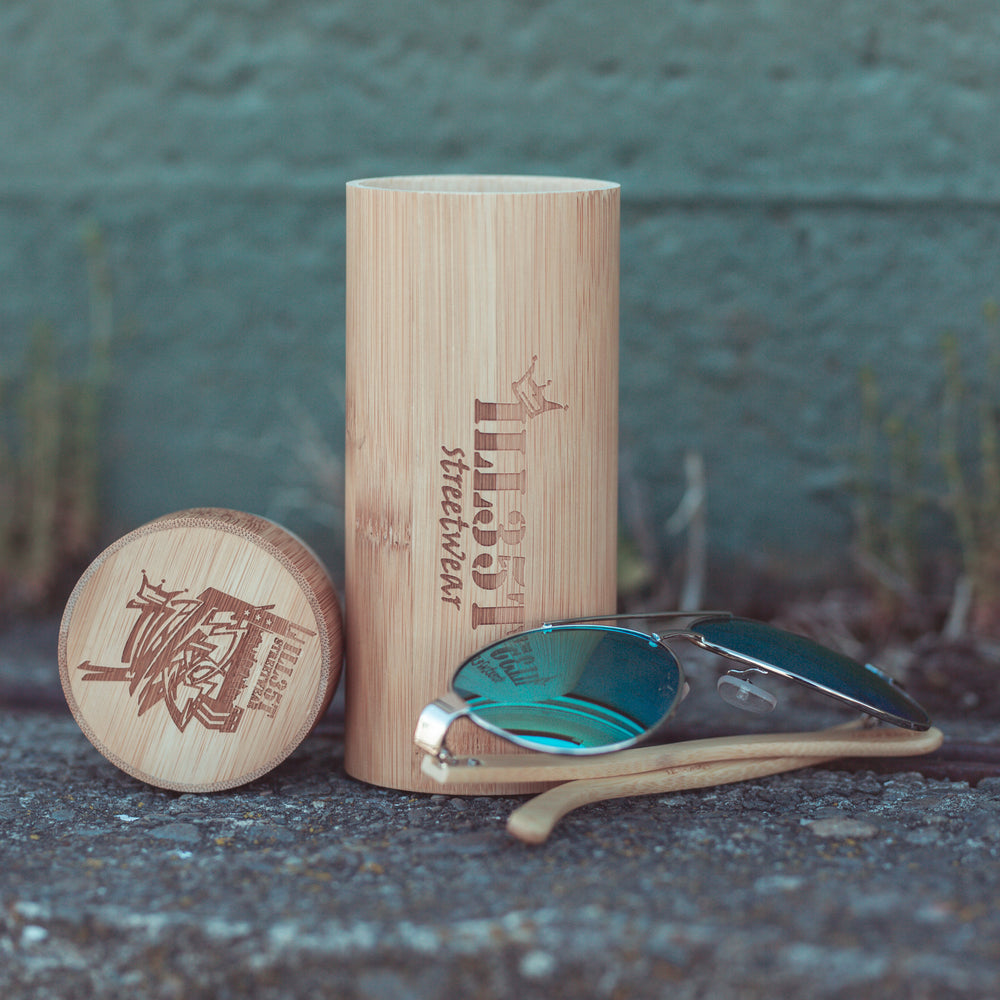 
                  
                    Load image into Gallery viewer, ILL35T BAMBOO SUNGLASSES CASE
                  
                